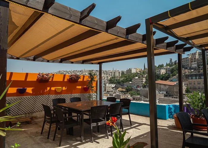 Gallery Hotel